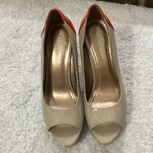 Women’s size 9 bcbg wedges